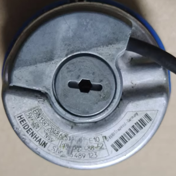 ERN1387 2048 62S14-70 ID：385 488-52