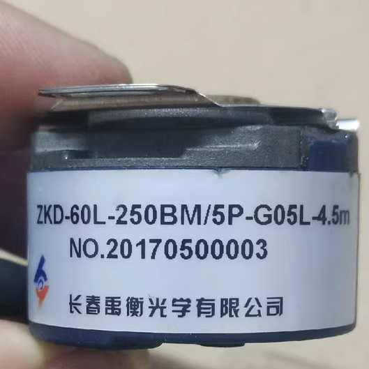 ZKD-60L-250BM/5P-G05GL-4.5m